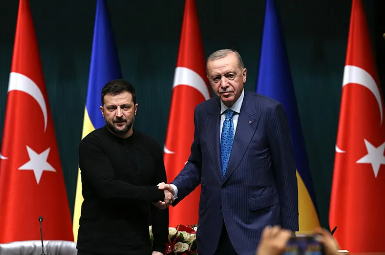 Dünya basınının gözü kulağı Ankara’da! Zelenskiy ziyareti gündeme oturdu: Barışın adresi Türkiye