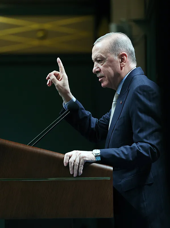 son-dakika-baskan-erdogan-olaylarin-tek-sorumlusu-ozel-ve-surekasi-1742832303006.jpeg