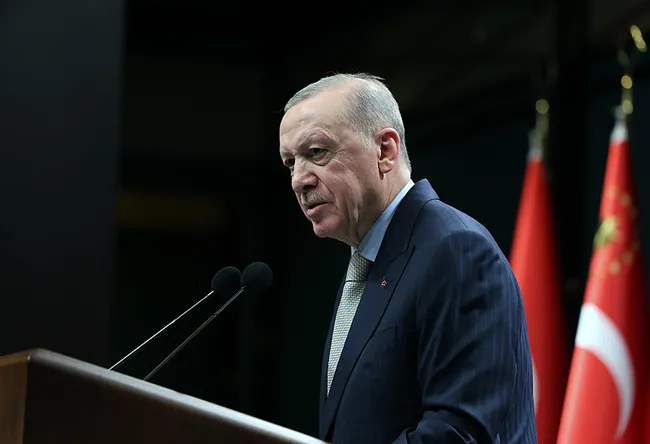 son-dakika-baskan-erdogan-olaylarin-tek-sorumlusu-ozel-ve-surekasi-1742832301848.jpeg