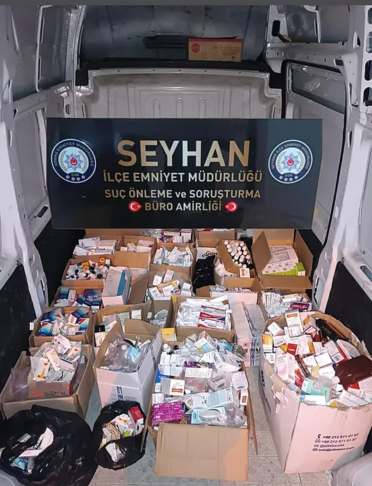 Adana’da polis ekiplerini şoke eden manzara: Tam bin 314 kutu ilaç bulundu!