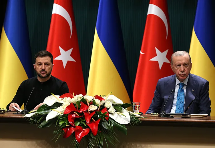 Dünya basınının gözü kulağı Ankara’da! Zelenskiy ziyareti gündeme oturdu: Barışın adresi Türkiye