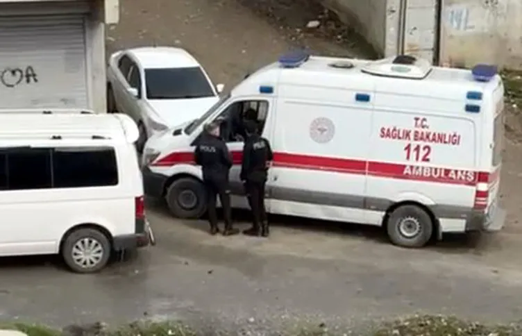 İstanbul Avcılar’da korkunç olay: Ağır yaralı kadını görenler ekipleri aradı!