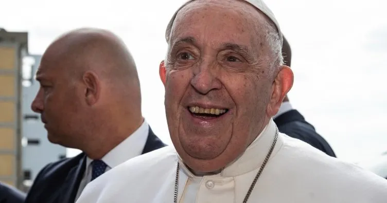Nefes darlığı nedeniyle hastaneye kaldırılmıştı… Papa Franciscus taburcu oldu