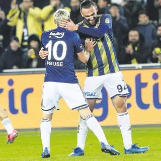 Gümbür gümbür zirveye