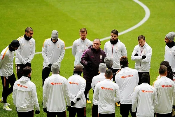 Galatasaray'da son gün sol bek operasyonu!