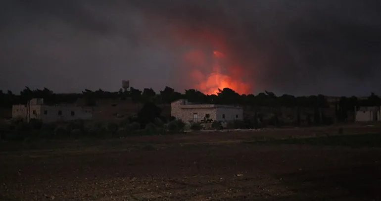 Halep’te askeri bölgede şiddetli patlamalar