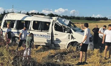 Silivri’de yolcu minibüsü devrildi: 2 ölü #bartin