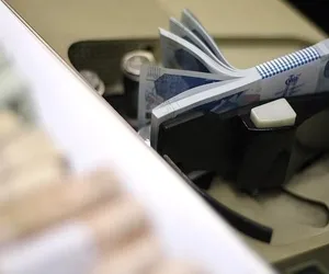 Son dakika: Hem aylık hem de ikramiye artacak! Ek gösterge müjdesi...