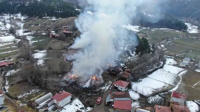 Alevlere teslim olan köy havadan görüntülendi