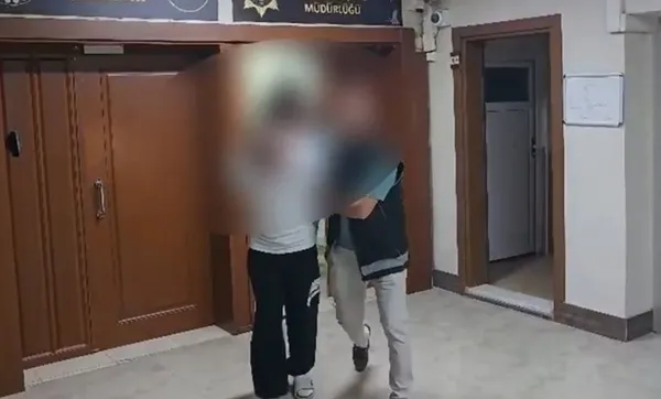 kiralik-ofiste-uyusturucu-ticaretine-polis-baskini-3-gozalti-1782720562856.jpg