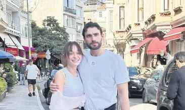 Evdeki yardımcı paralarını çaldı