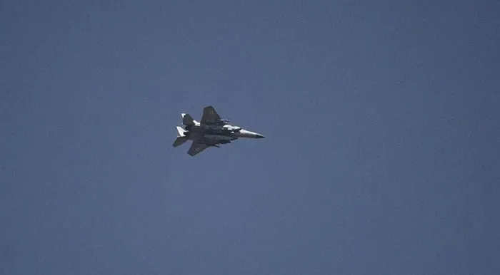 1787048796233.png İsrail’den Suriye’ye peş peşe 8 saldırı: Askeri havaalanı hedef alındı