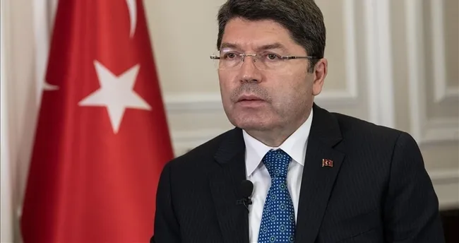 Bakan Tunç’tan HSK’ya gönderilen ihbar dilekçesine ilişkin açıklama Bakan Tunç’tan HSK’ya gönderilen ihbar dilekçesine ilişkin açıklama