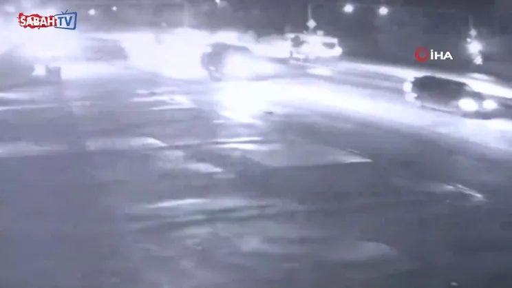 Antalya'da alkollü sürücü ortalığı savaş alanına çevirdi: 4 kişi yaralandı | Video