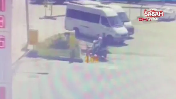 Arnavutköy'de çaldıkları motosikletle ev ve okuldan hırsızlık yaptılar! O anlar kamerada | Video