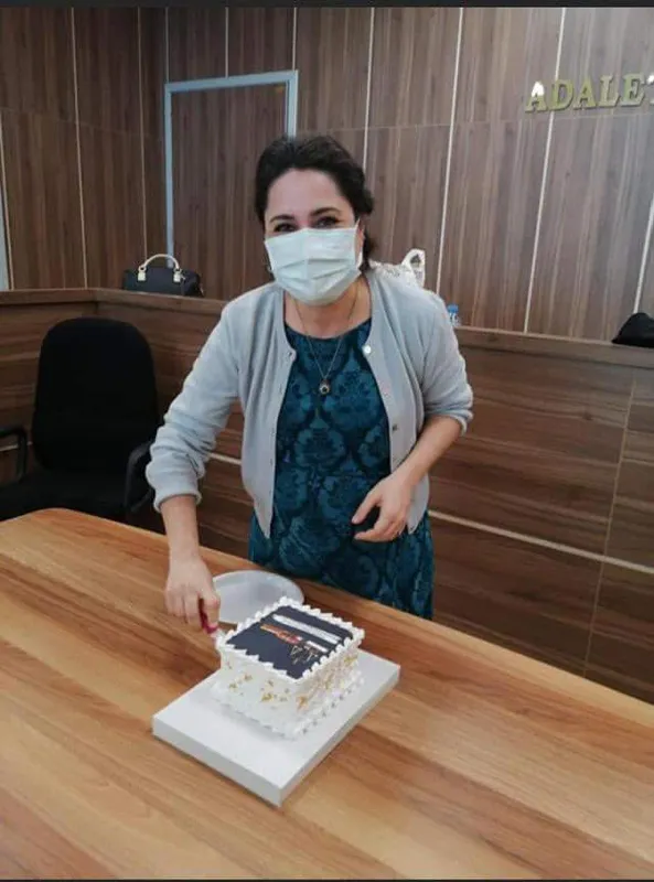 ebru-hakimden-aci-haber-karnindaki-bebegi-operasyonla-alindi-1620214193193.jpg Ebru hakim koronavirüse yenik düştü! Karnındaki bebeği operasyonla alındı - 2