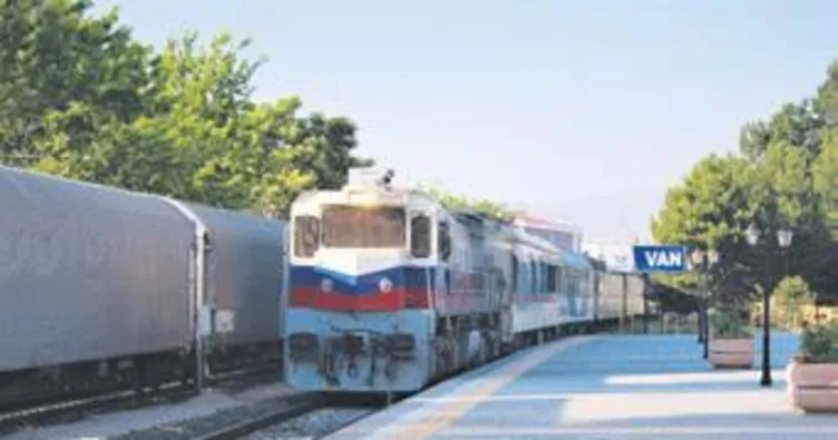 Tahran-Ankara tren seferleri başladı