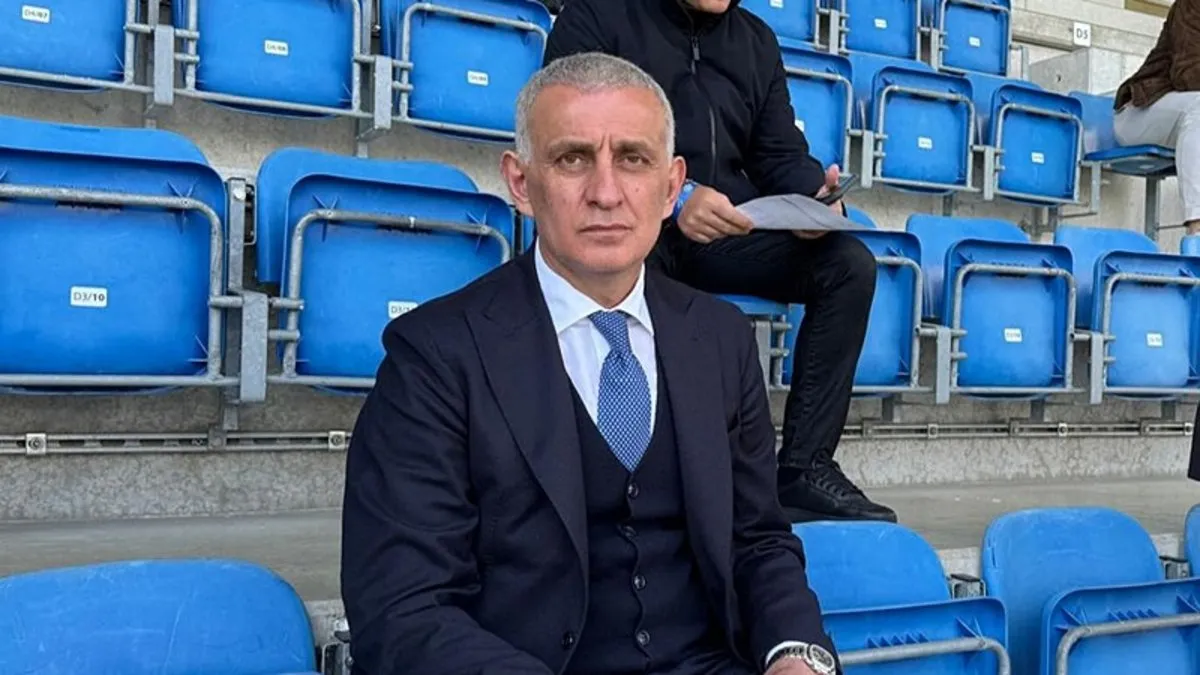 İbrahim Hacıosmanoğlu’ndan Trabzonspor U19 takımına tebrik!