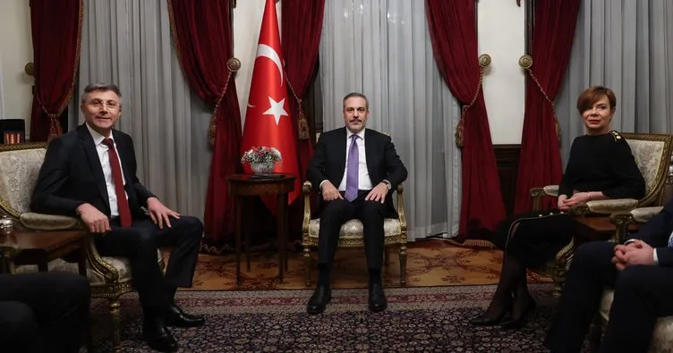 Dışişleri Bakanı Fidan, Bulgaristan’da HÖH Partisi Lideri Mustafa Karadayı ile görüştü