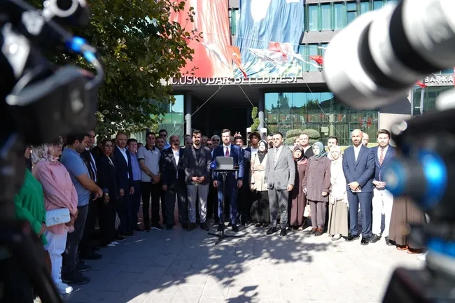 ak-parti-uskudar-ilce-baskani-saricaoglu-uskudarlilarin-emanetine-sahip-cikacagiz-1788792547158.jpg AK Parti Üsküdar İlçe Başkanı Sarıcaoğlu: Üsküdarlıların emanetine sahip çıkacağız
