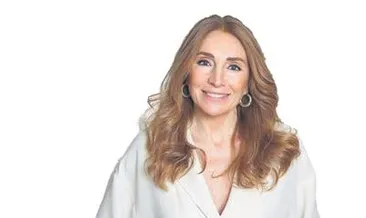 Dilek Hanif elinden koleksiyon