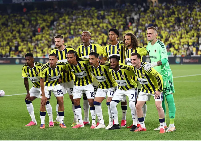 son-dakika-fenerbahcenin-sampiyonlar-ligi-play-off-turundaki-rakibi-belli-oldu-iste-mac-tarihleri-1785752154806.jpg