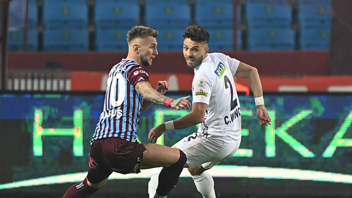 Son dakika: Trabzonspor - Kasımpaşa maçında inanılmaz son! Gol düellosunda kazanan yok...