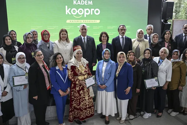 bakan-bolat-acikladi-kadin-kooperatiflerine-destek-buyuyor-sayilari-1342ye-ulasti-1789473272934.jpg