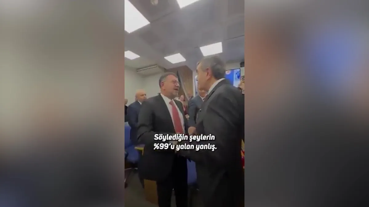 Bakan Tekin, CHP’li Ağbaba’nın notunu verdi: “Sana sıfır veriyorum, söylediklerinin yüzde 99’u yalan yanlış” | Video videosunu izle Bakan Tekin, CHP’li Ağbaba’nın notunu verdi: “Sana sıfır veriyorum, söylediklerinin yüzde 99’u yalan yanlış” | Video videosunu izle