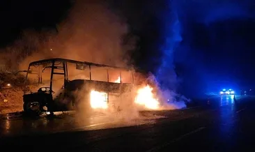 Adana’da facianın eşiğinden dönüldü: Yolcu otobüsü alev alev yandı