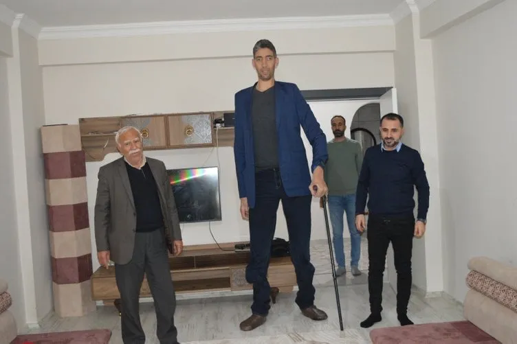 Dünyanın en uzun boylu adamı Sultan Kösen’den haber var!