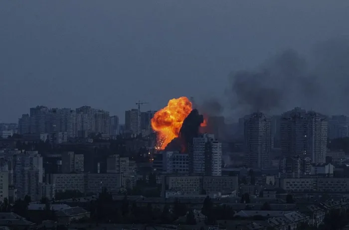 rusyadan-ukraynaya-misilleme-bu-bir-olum-kalim-savasi-1749217234866.jpg Moskova’dan misilleme hamlesi mi? Ukrayna yoğun bombardıman altında! ‘Bu bir ölüm kalım savaşı’