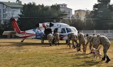 JAKEM’de köpeklere helikoptere binme ve inme eğitimi verildi