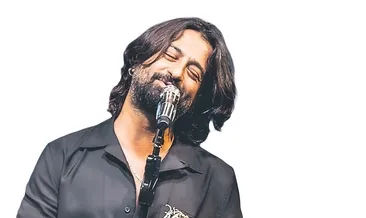 ‘Bizim sahnede aşk vardır’