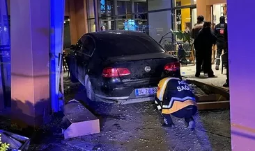 İstanbul’da otomobil kafeye daldı: 6 kişi yaralandı