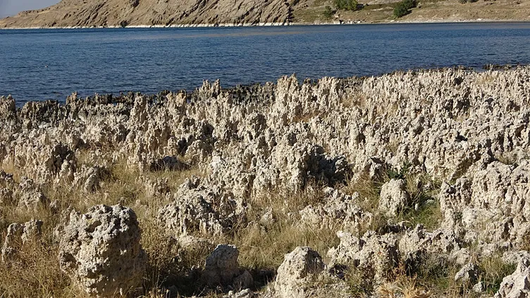 Van Gölü’nde eski yerleşim alanları ortaya çıktı! Drone’lar böyle görüntüledi