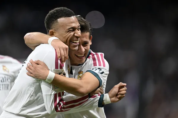 canli-laligada-barcelona-real-madrid-derbisi-arda-guler-sahada-1792954243732.jpg