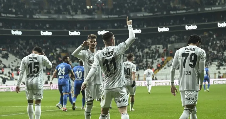 Son dakika haberleri: Beşiktaş-Rizespor maçı sonrası Santos için olay sözler! Ele çarpan pozisyon penaltı mıydı?