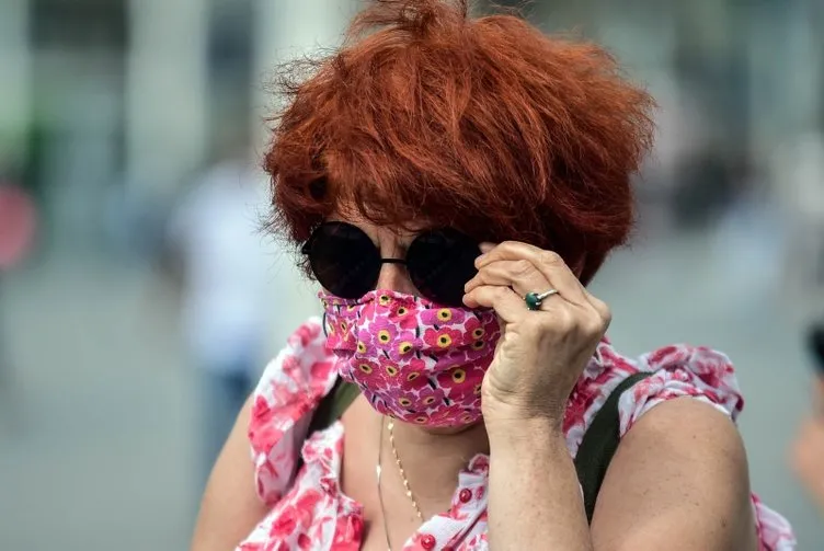 İstanbul sokaklarında ilginç maske manzaraları! Türk halkı en çok hangisini tercih ediyor?