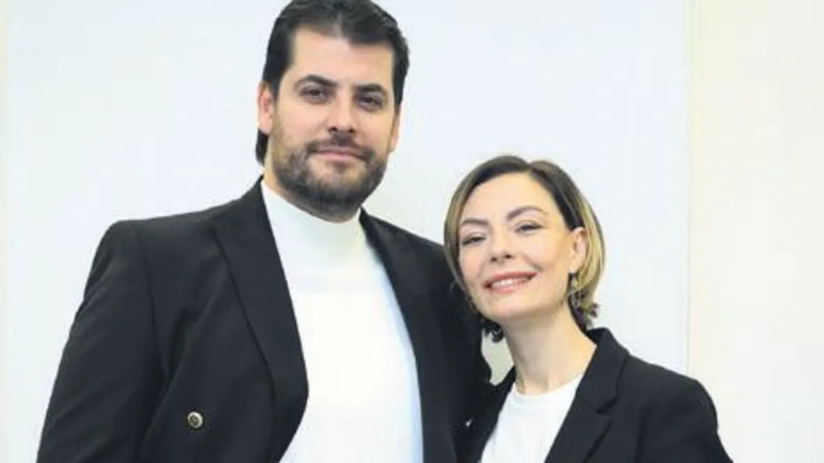 Ailece klipte oynadılar