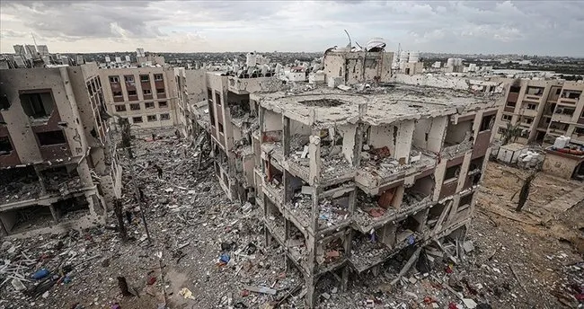 İsrail’in Gazze’ye saldırılarında can kaybı son 24 saatte 82 artarak 57 bin 762’ye çıktı