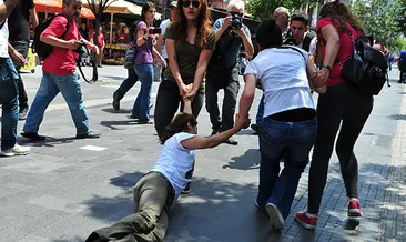 İzinsiz eyleme müdahale! Gözaltılar var