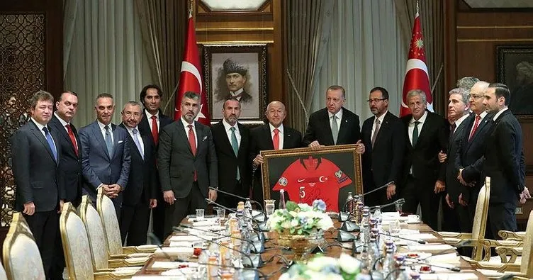Erdoğan TFF’yi kabul etti