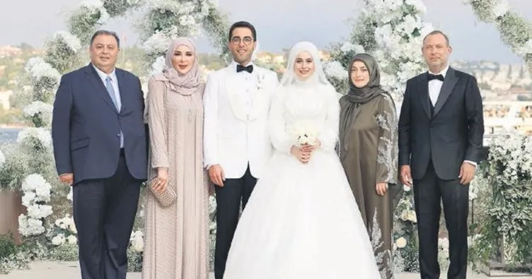 İş dünyasını buluşturan düğün