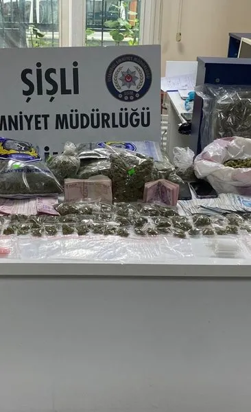 6.5 kilogram uyuşturucuyla yakaladılar… Uyuşturucu paraları da ele geçirildi