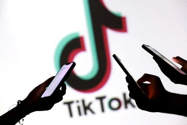 son-dakika-yargitaydan-emsal-tiktok-karari-esinin-baska-erkeklerle-video-paylastigini-gorunce-1762521218924.jpeg SON DAKİKA... Yargıtay'dan emsal TikTok kararı! Eşinin başka erkeklerle video paylaştığını görünce...
