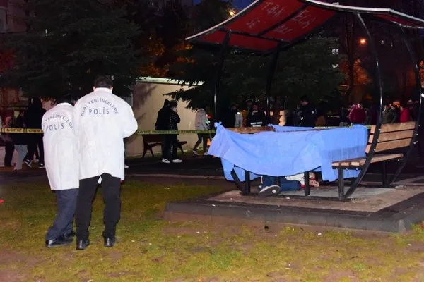 Kayseri’de 16 yaşındaki öğrenciye parkta otururken öldürüldü - Resim : 2