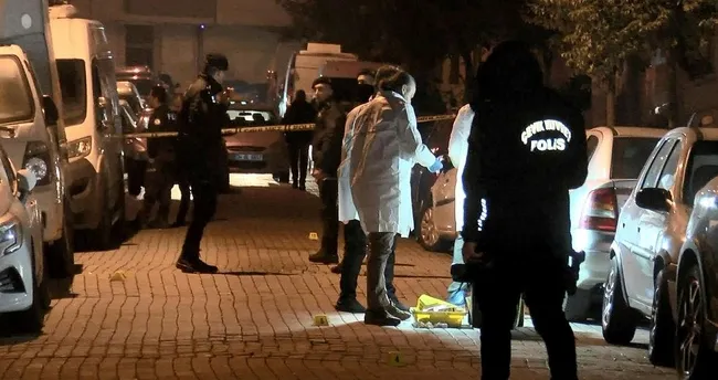 Güngören'de silahlı çatışma: 1 ölü, 3 yaralı Güngören'de silahlı çatışma: 1 ölü, 3 yaralı