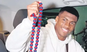 Augusto kilit olmaya geldi!