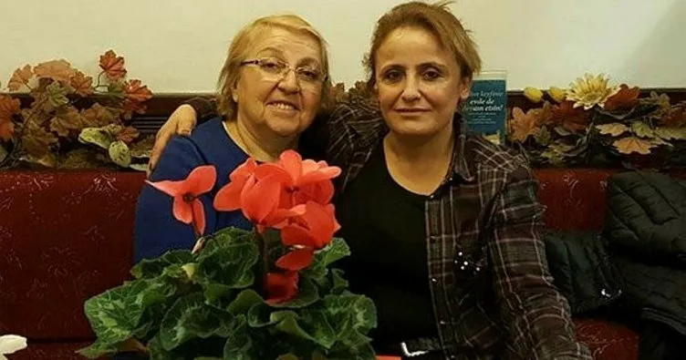Ankara’da 32 yıl sonra ilkokul öğretmeniyle buluşmanın mutluluğu